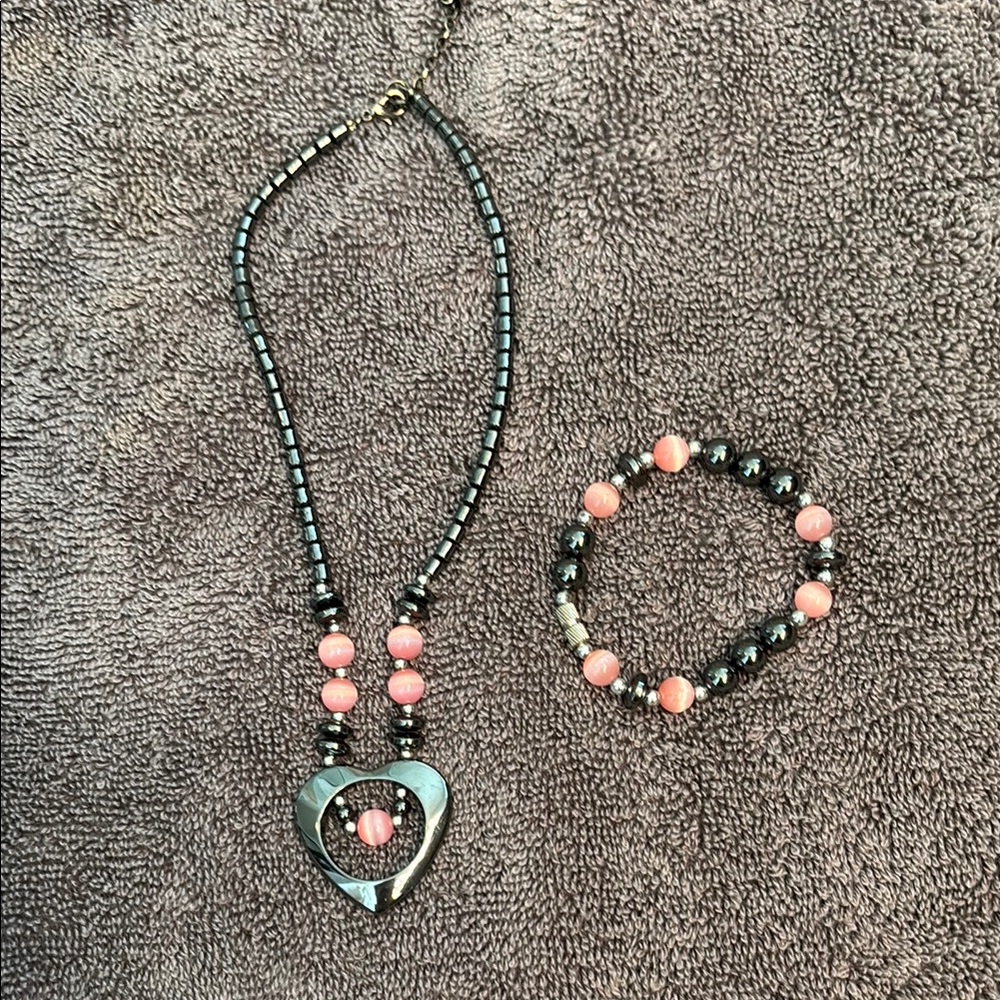 Black and Pink Beaded Necklace and Bracelet Set